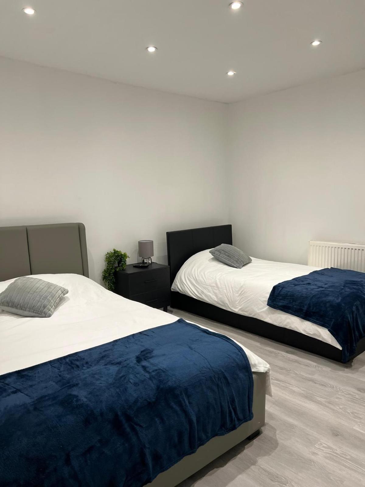 Holyheadinn Екстер'єр фото